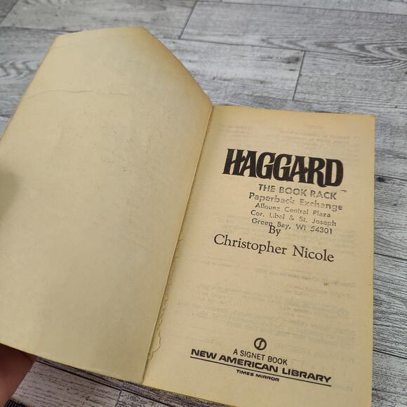 Haggard by Christopher Nicole 1st‎ Print 1980 Signet Paperback Romance READER - Picture 3 of 12
